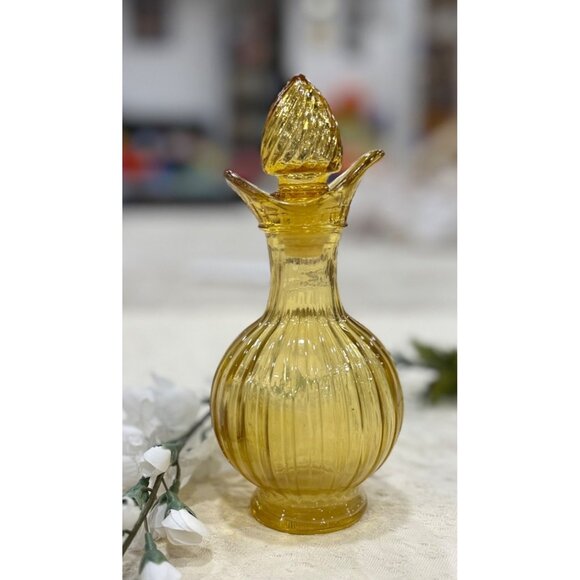 Vintage Avon Amber Cruet Bird Of Paradise Foaming Bath Oil Bottle Decorative Gla - Picture 1 of 8